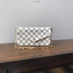 路易威登LV女包 LV小型手袋 N63106白格 三件套 LV鏈條斜挎包 xxlv1197