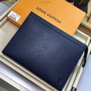 路易威登LV手包 LV男士新款手拿包 M30677 藍色 Pochette Voyage中號手袋 LV水波紋手包 xxlv1580