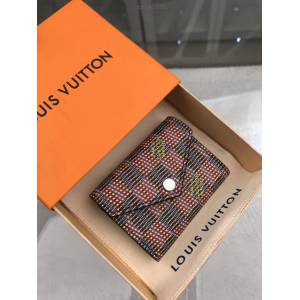 路易威登LV錢包 N68673紅格 2019秋冬新款 Zoé錢夾 LV女款零錢卡包 xxlv1889