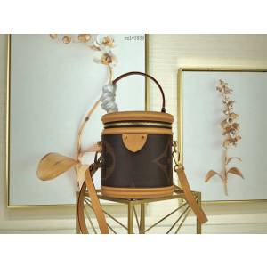 路易威登LV女包 M44603 2019早秋款 Cannes手袋 LV大花桶包 xxlv1939