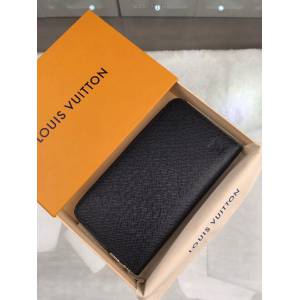 路易威登LV錢包 M30513 LV黑色十字紋牛皮長錢夾 LV大號拉鏈長錢包 xxlv2140