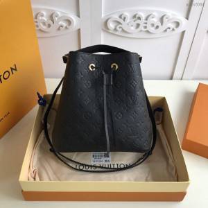 路易威登LV女包 M45306黑色 LV專櫃新款NéONOé中號手袋 LV全皮中號水桶包手提肩背斜挎包 xxlv3084