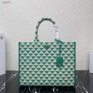 Prada專櫃新款刺繡織物包購物袋 1BA356 普拉達大號無長肩帶手提刺繡托特包 csp1149