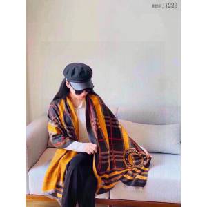 BURBERRY專櫃新款加厚款雙面雙色女士披肩 巴寶莉經典加厚款羊絨混紡圍巾 mmyj1226