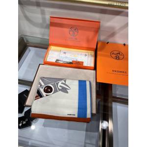 Hermes專櫃新款愛馬仕雙面同色披風駿馬長巾女士圍巾披肩 mmyj1262