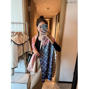 LV專櫃新品路易威登FRIENDS圍巾漸變色長圍巾披肩 mmyj2172