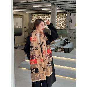 Gucci古奇專櫃爆款大G彩條保暖大披肩女士圍巾 mmyj2220