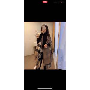 BURBERRY專櫃新款巴寶莉Vintage格紋經典駝色搭配反面復古千鳥格雙面披肩 mmyj2238