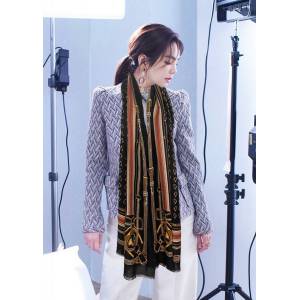 Gucci古奇專櫃爆款最經典女款字母圖案羊絨圍巾披肩 mmyj2447