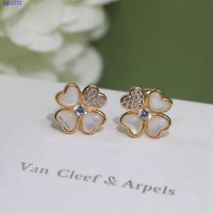 梵克雅寶vca新款耳飾 Van Cleef&Arpels四葉草耳釘幸運草耳環 zgb2733