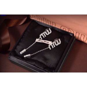 Miumiu專櫃一比一複刻新款繆繆字母耳釘耳墜 zgb2990