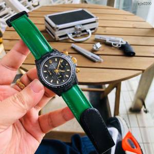 劳力士男生手表 RolexDaytona翡翠夜光全碳纤维宇宙计时迪通拿 gjs2200