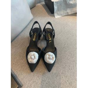 Chanel時尚百搭款女士平底鞋 香奈兒秋季山茶花涼鞋 dx1040