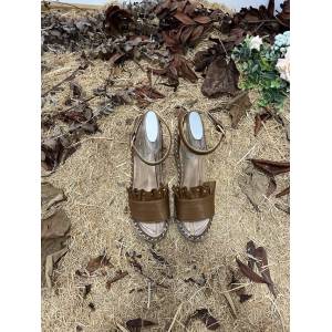 Valentino Garavani牛皮系帶坡跟一字涼鞋 dx1207