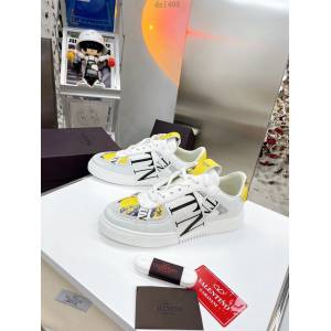 Valentino情侶款VT2021字母板鞋小白鞋綁帶運動鞋 華倫天奴經典復古休閒板鞋 dx1408