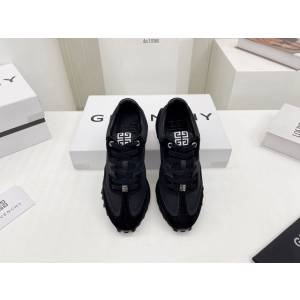 Givenchy紀梵希2022早春新款休閒運動鞋女士跑鞋 dx1996