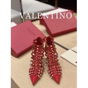 Valentino專櫃原版華倫天奴春夏新款經典五金裝飾女士高跟涼鞋 dx2940