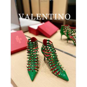 Valentino專櫃原版華倫天奴春夏新款經典五金裝飾女士高跟涼鞋 dx2945