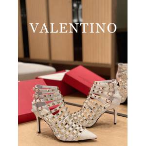 Valentino專櫃原版華倫天奴春夏新款經典五金裝飾女士高跟涼鞋 dx2949