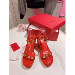 Valentino鉚釘坡跟涼鞋 華倫天奴2022年最新款女士涼鞋 dx3264