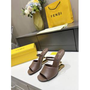 Fendi高跟涼拖鞋 芬迪First鞋 金色金屬斜對角F形立體鞋跟 dx3446
