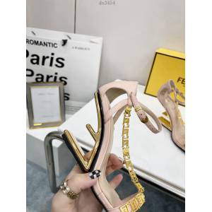 Fendi高捷手範思哲聯名款平底拖鞋 芬迪First鞋 金色金屬斜對角F形立體鞋跟 dx3454