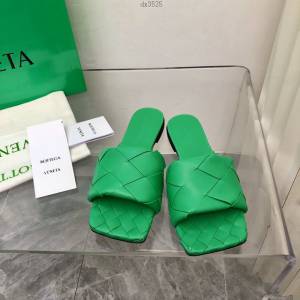 BOTTEGA VENETA寶緹嘉高跟版2022春夏新色編織高底拖鞋 dx3525