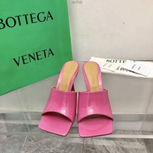 BOTTEGA VENETA高端時尚女鞋 寶緹嘉漆皮版2022-22早春最新高跟涼鞋拖鞋 dx3541